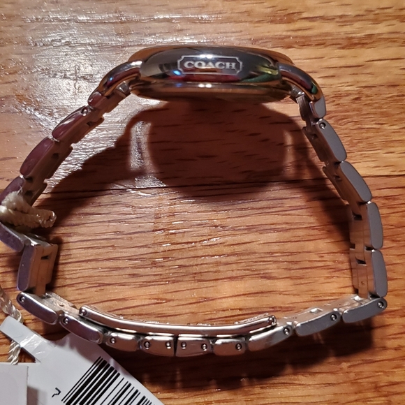 ❌SOLD❌ $398 COACH Pink Pearl Face Watch - Picture 4 of 5